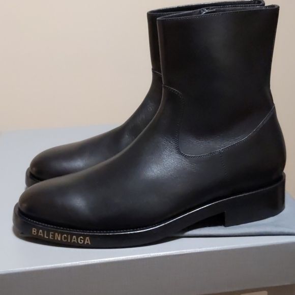 Balanciaga Men's boots - Picture 6 of 14